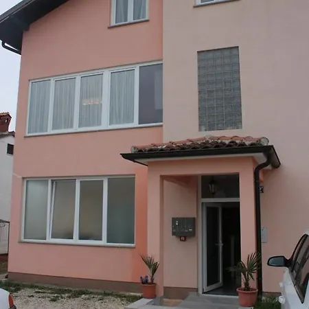 Apartman Gaby Апартаменты
